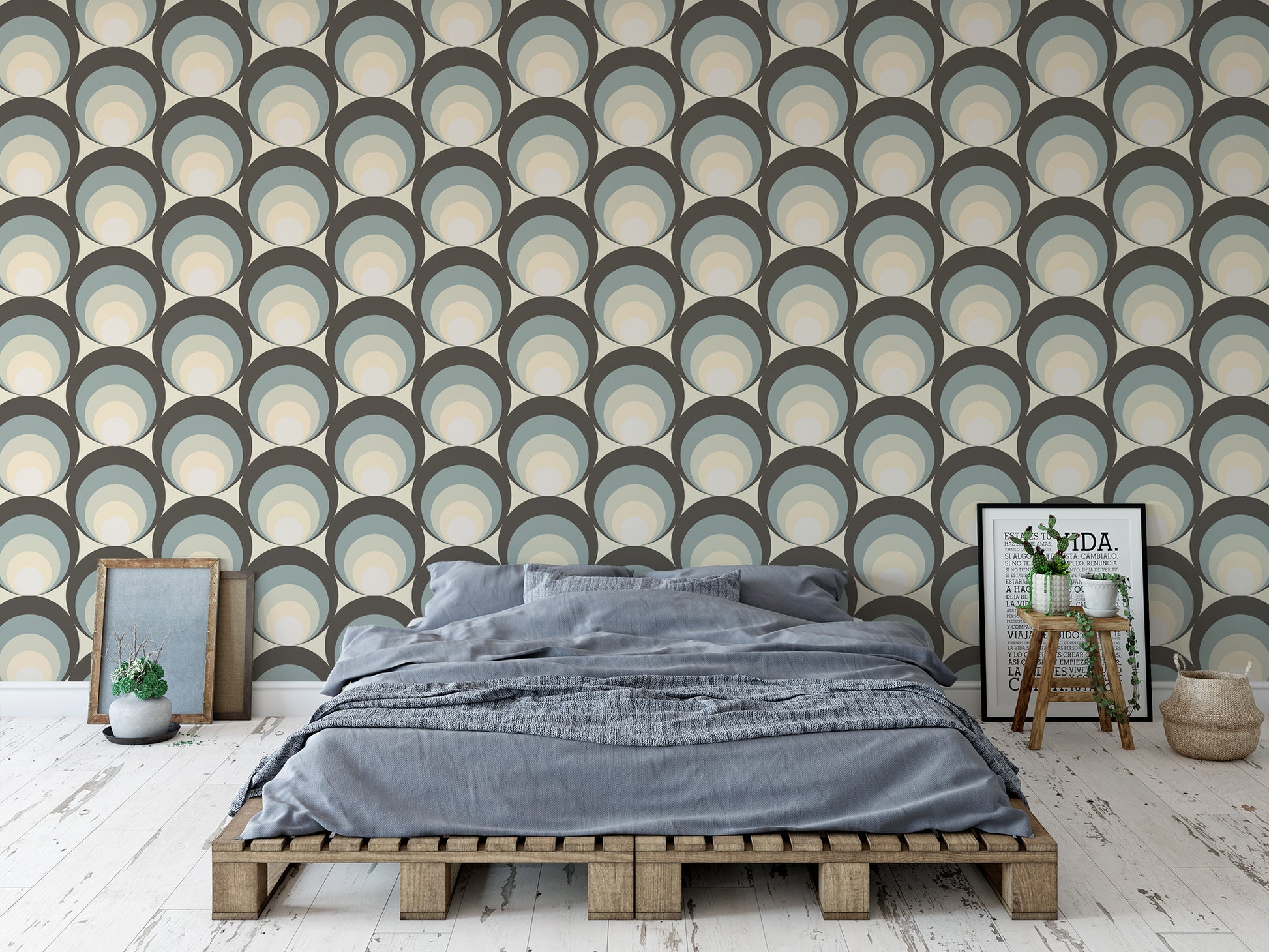 Christine - Retro Overlapping Circles Wallpaper: Elevate your space with captivating circles